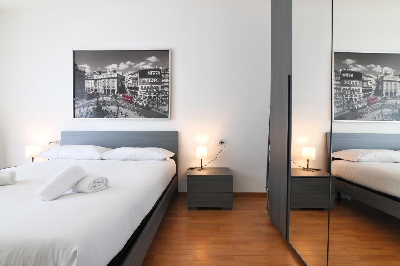 Primopiano - Bonomi Apartment Milan Bagian luar foto