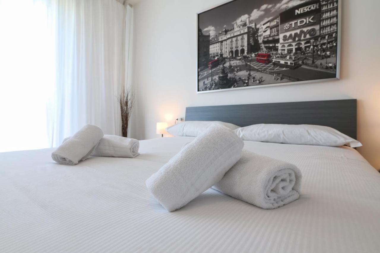 Primopiano - Bonomi Apartment Milan Bagian luar foto